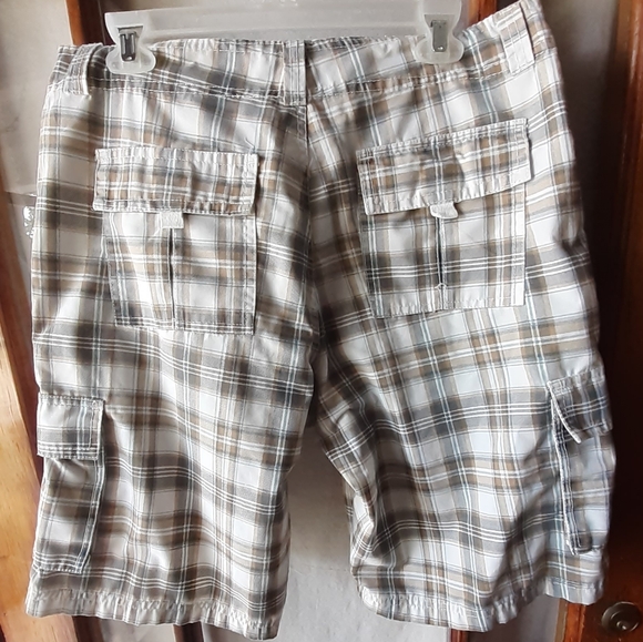 Men's Shorts Basix of America Medium - Picture 14 of 15